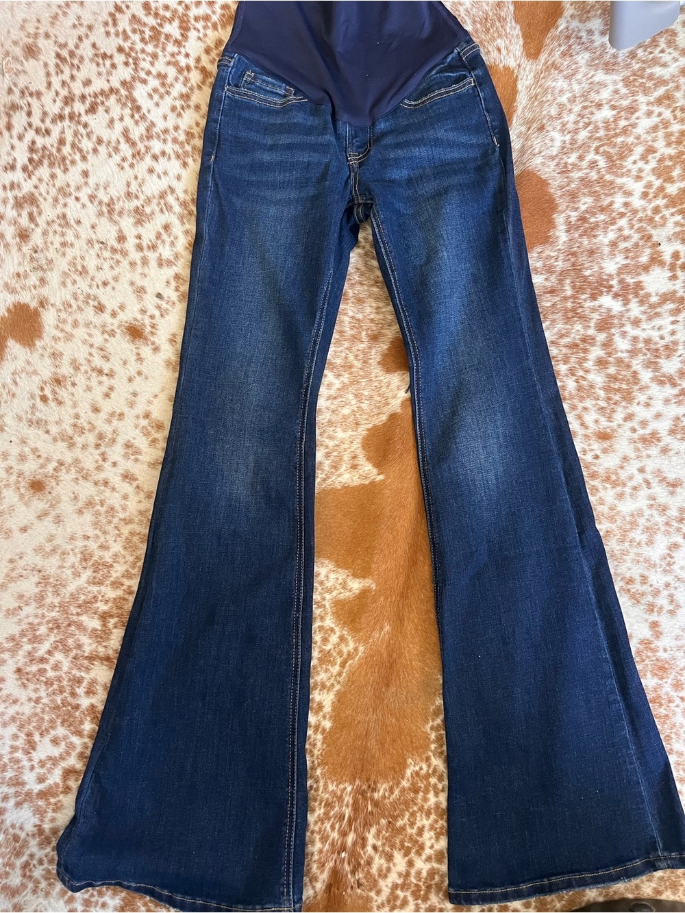 Pinkblush maternity jeans - Picture 3 of 7